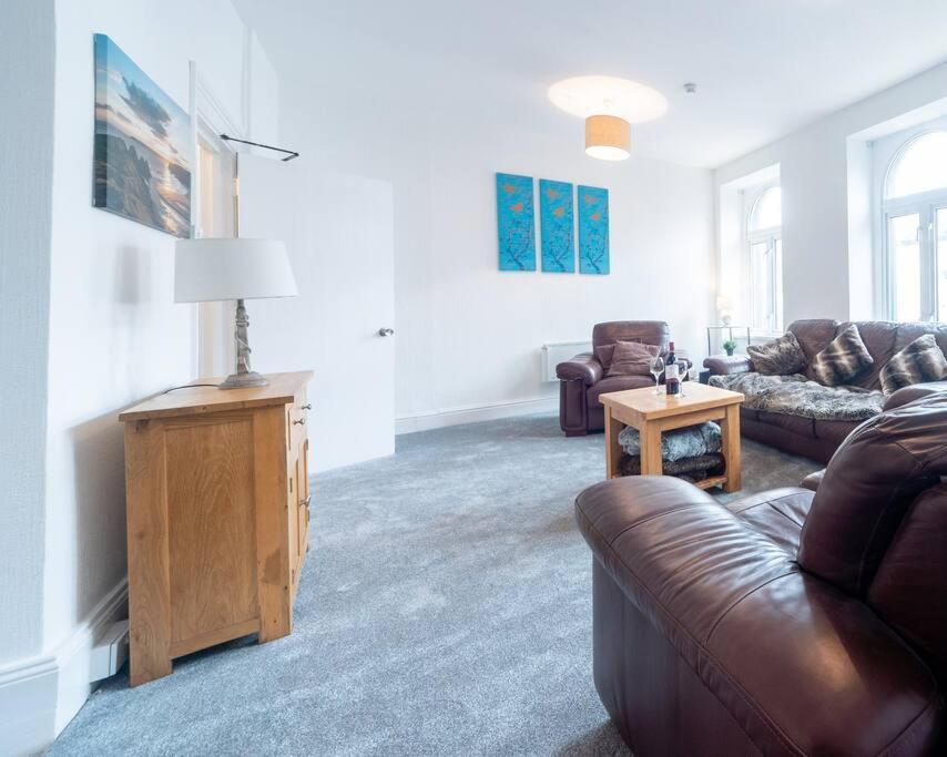 Mumbles View - Free Parking Appartement Oystermouth Buitenkant foto